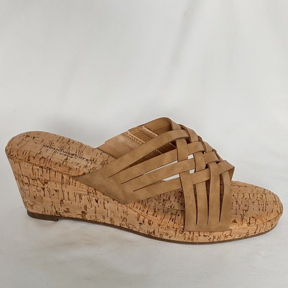 cloudwalkers Shoes Cloudwalkers New Beige Tan Slide Sandals 1 W